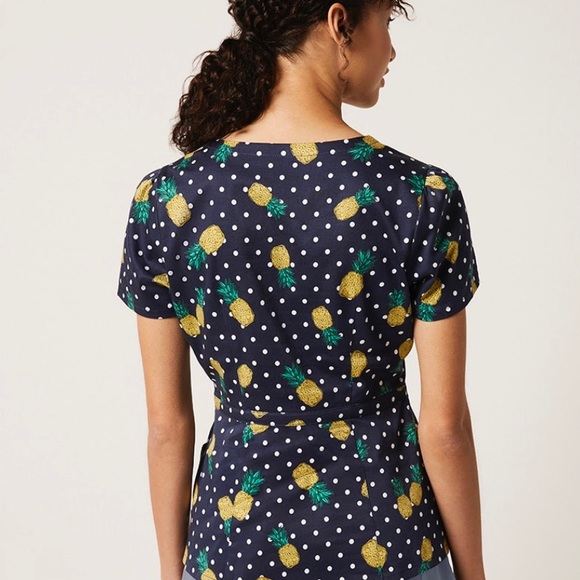 SOLD JAANUU PEPLUM SCRUB TOP - Picture 3 of 7